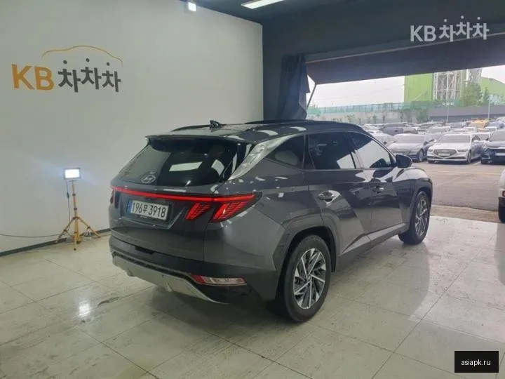 Hyundai Tucson 4