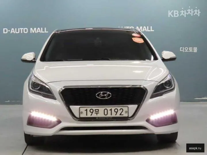 Hyundai Sonata 2