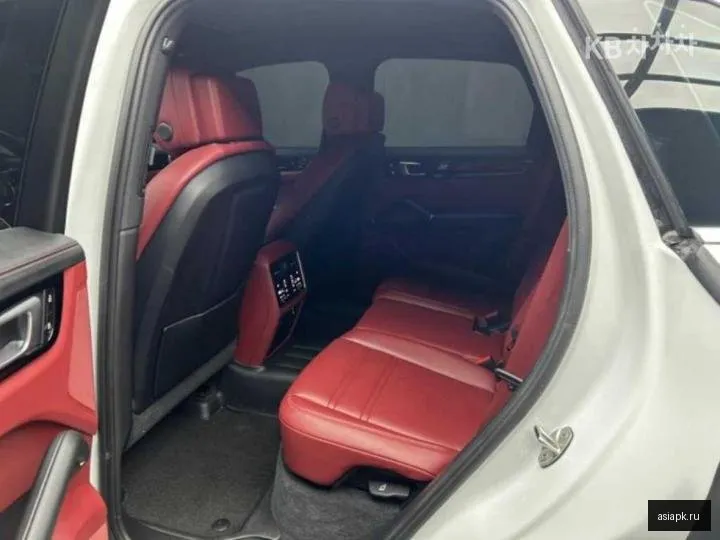 Porsche Cayenne 6
