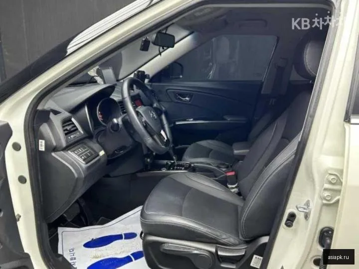 SsangYong Tivoli 6