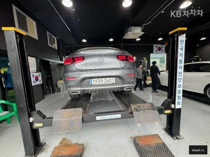 Mercedes-Benz GLC-Class 2