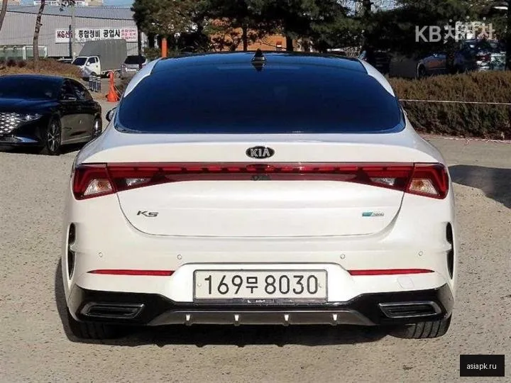 Kia K5 4