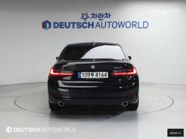 BMW 3-Series 4
