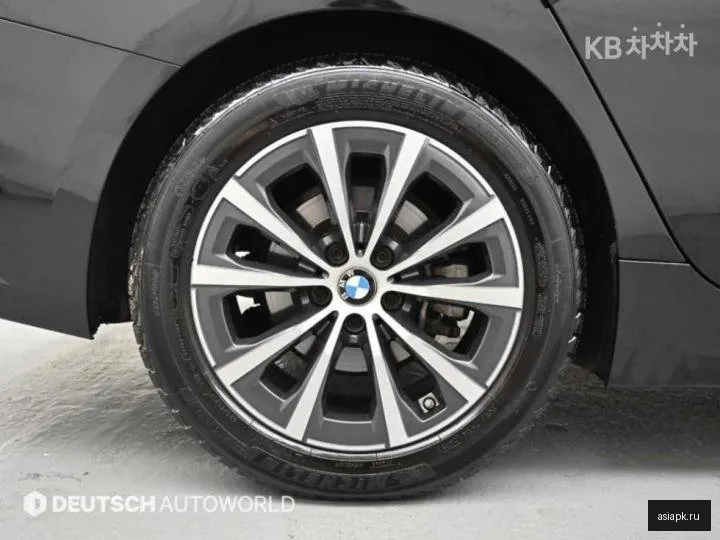 BMW 3-Series 5