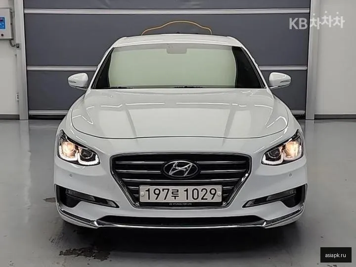 Hyundai Grandeur 2