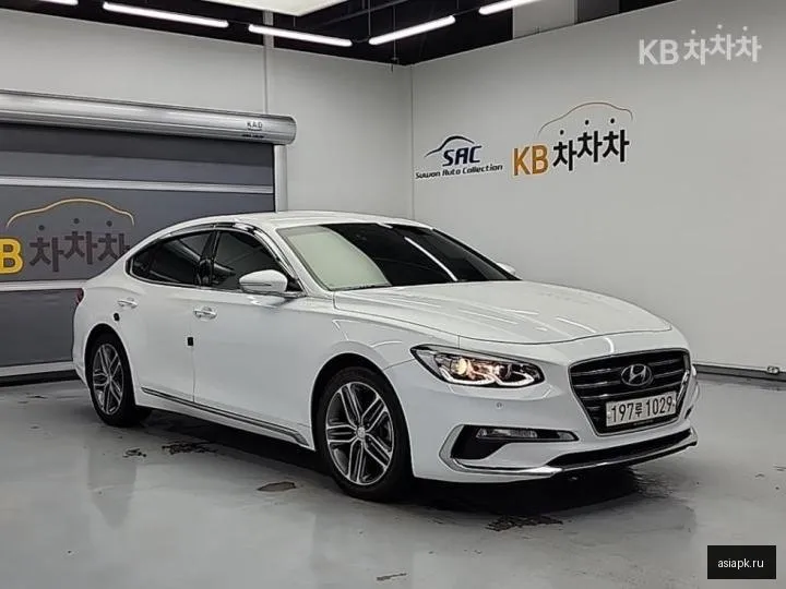 Hyundai Grandeur 4