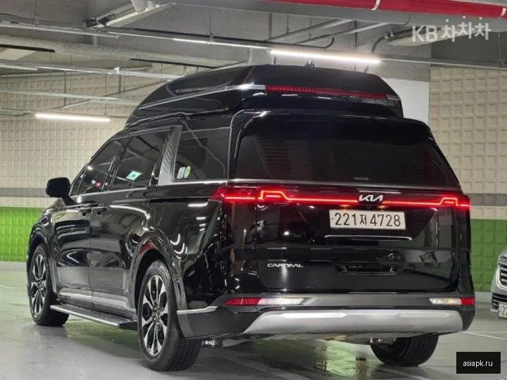 Kia Carnival 4