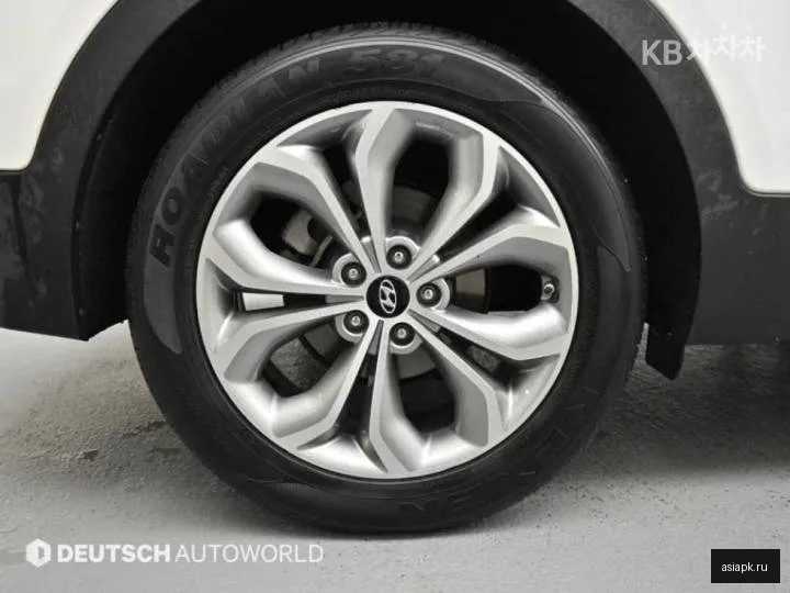Hyundai Santa Fe 5