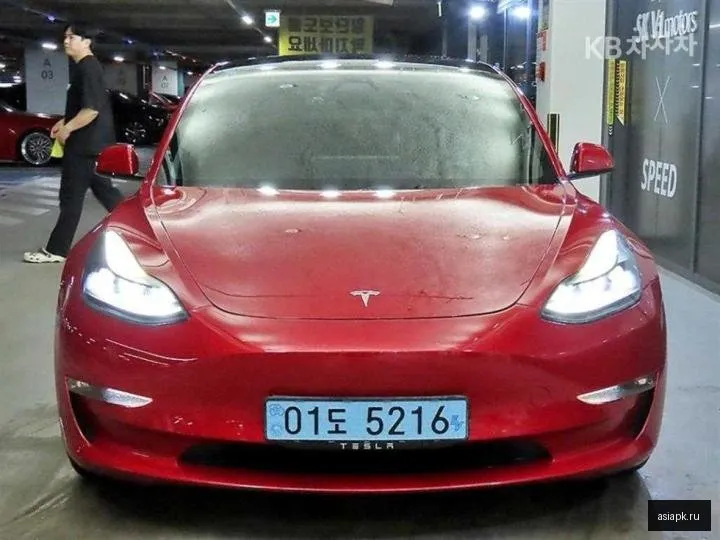 tesla Model 3 2