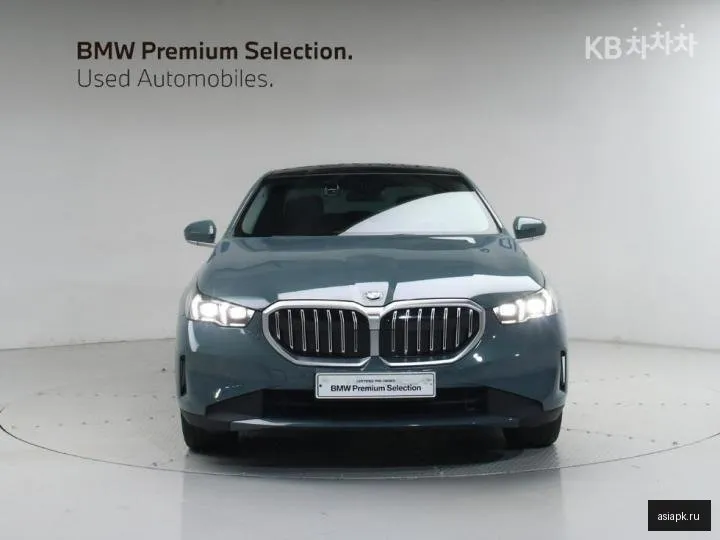 BMW 5-Series 2