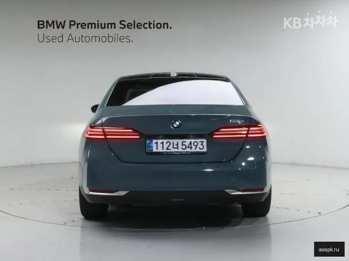 BMW 5-Series 3