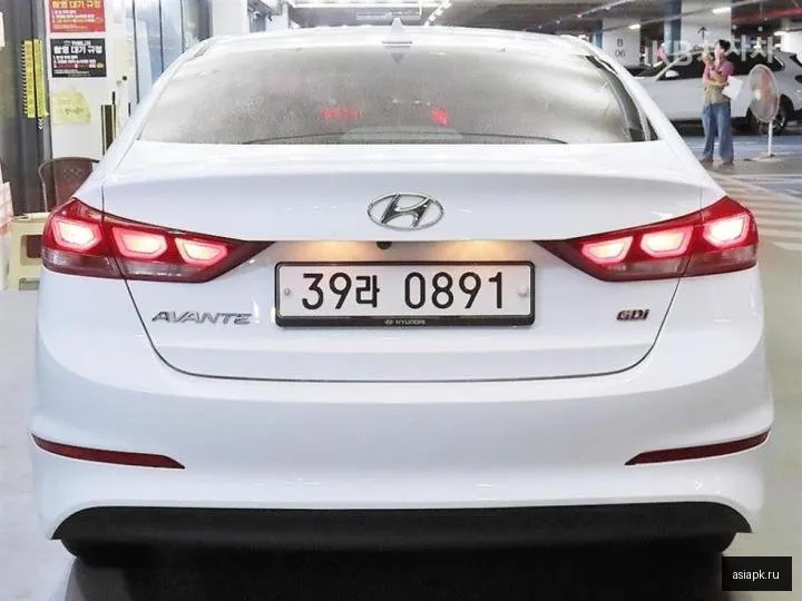 Hyundai Avante 5