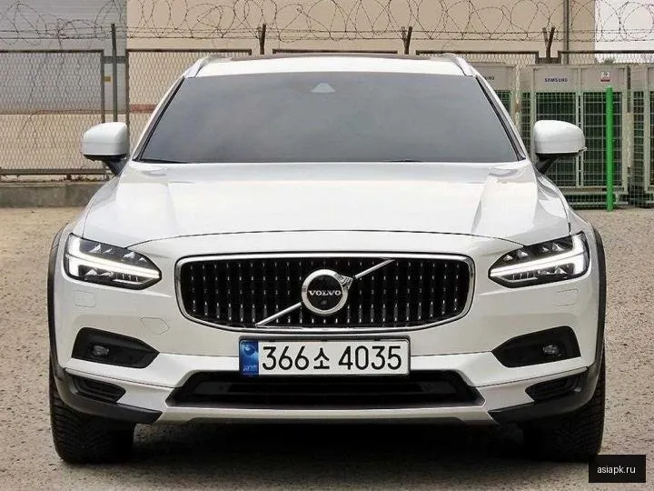 Volvo V90