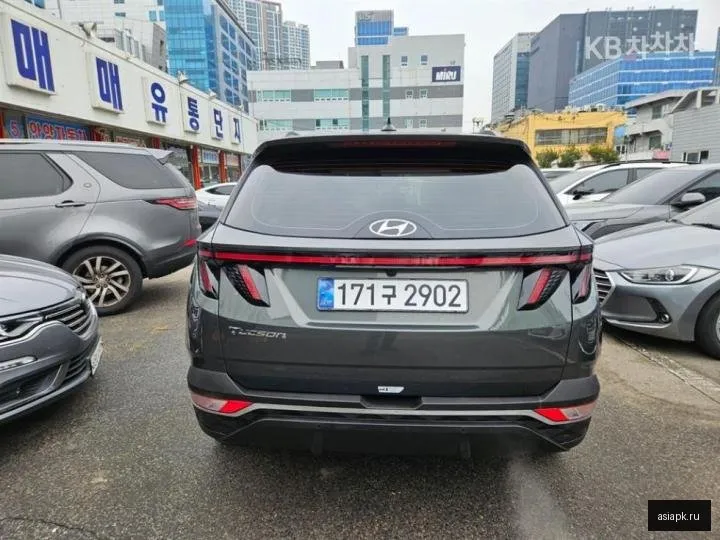 Hyundai Tucson 4