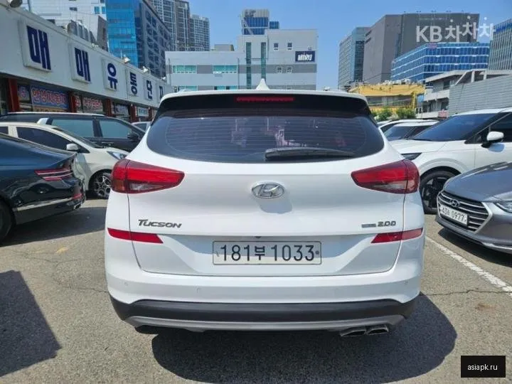 Hyundai Tucson 4