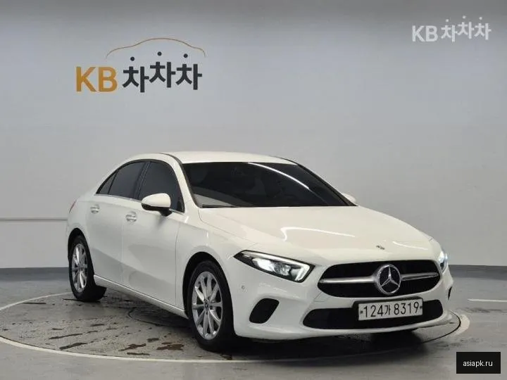 Mercedes-Benz A-Class 4