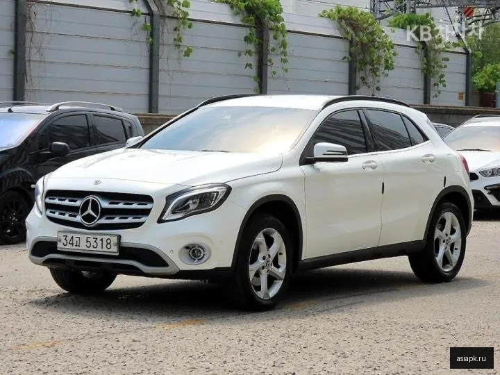 Mercedes-Benz GLA-Class