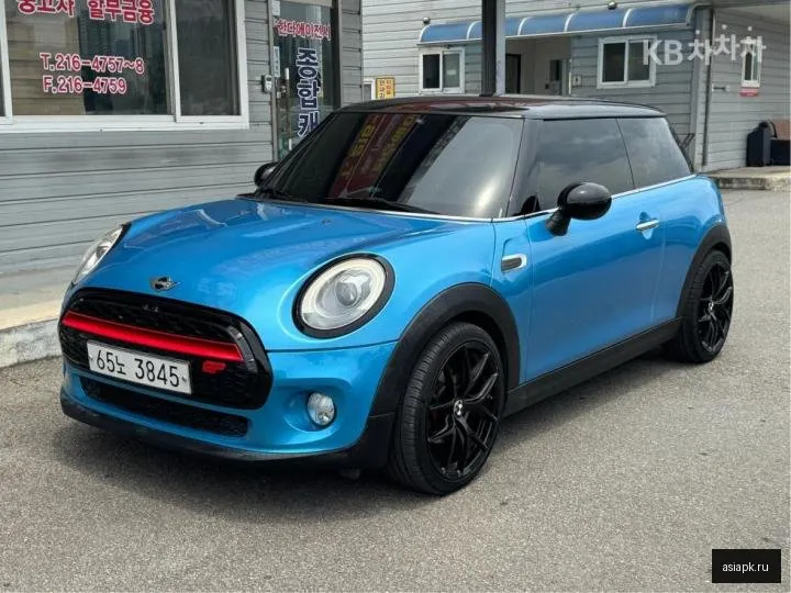MINI Hatch 2