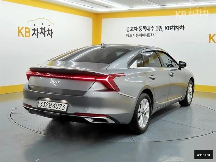 Kia K8 4