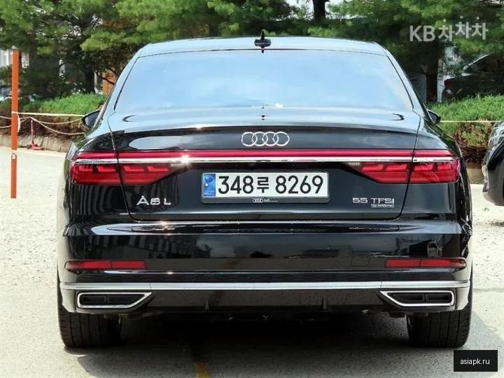 Audi A8 4