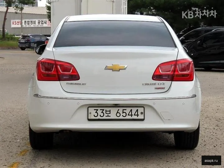 Chevrolet Cruze 4
