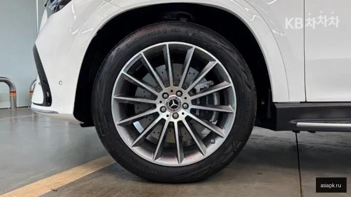 Mercedes-Benz GLE-Class AMG 5