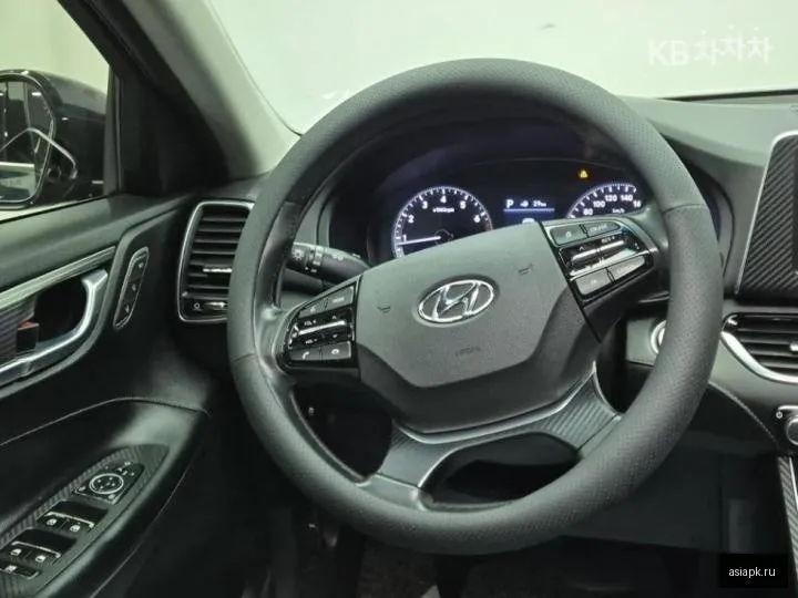 Hyundai Grandeur 6