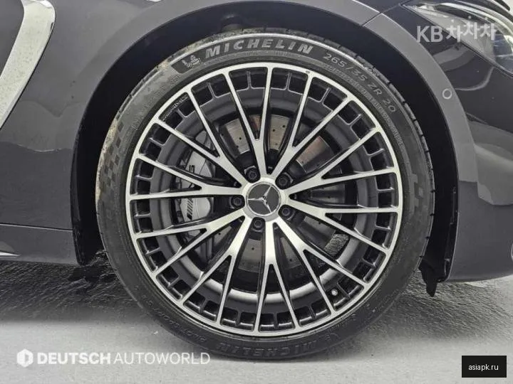 Mercedes-Benz CLE-Class AMG 5
