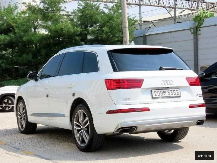 Audi Q7 3