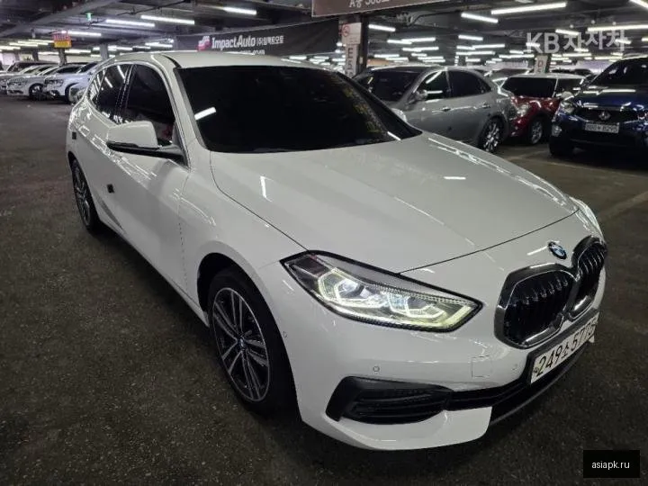 BMW 1-Series 5