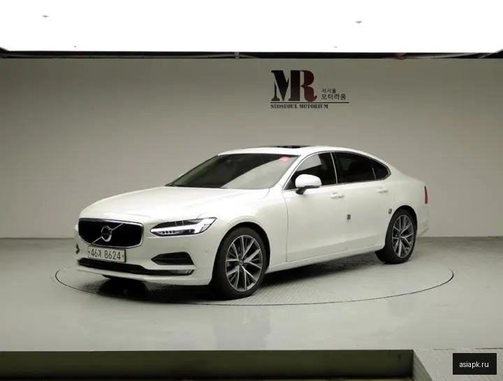 Volvo S90