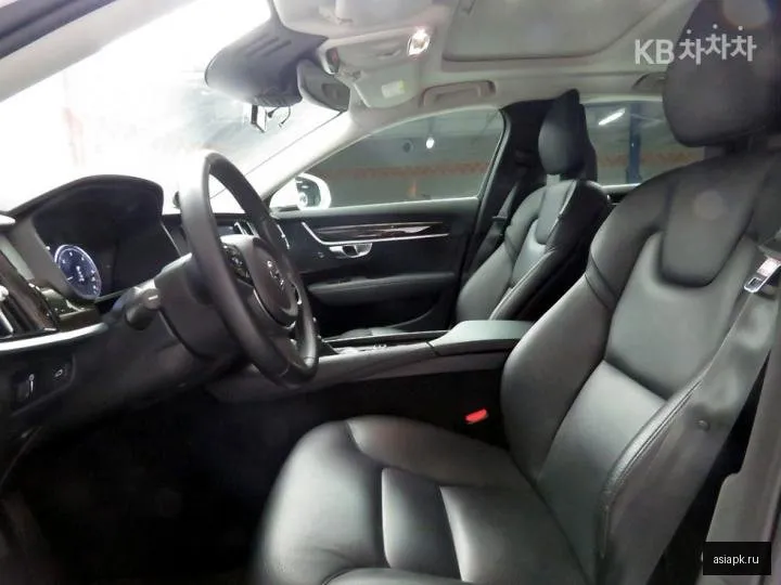 Volvo S90 5