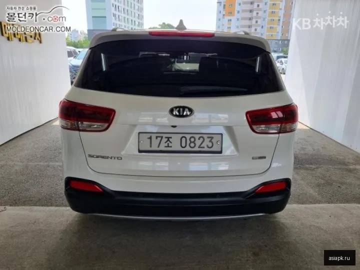 Kia Sorento 4