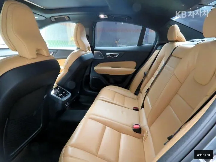 Volvo S60 6