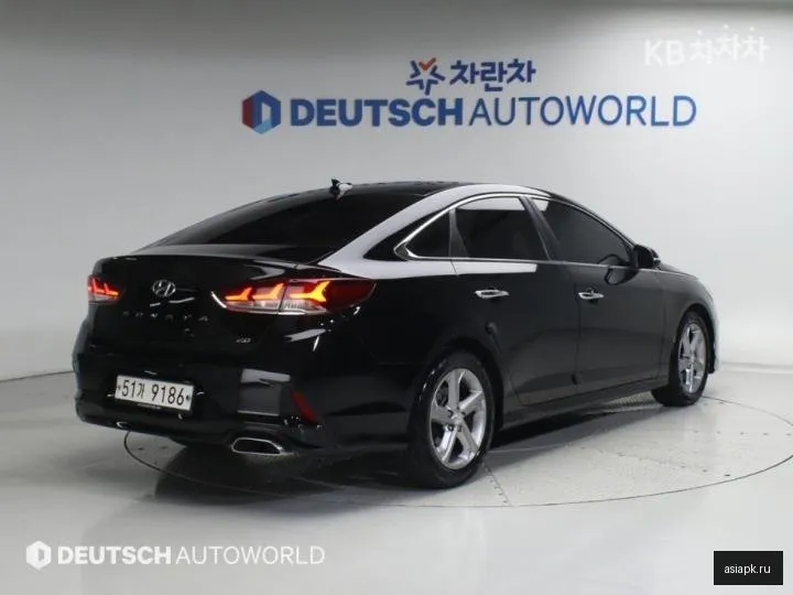 Hyundai Sonata 2