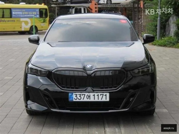 BMW 5-Series