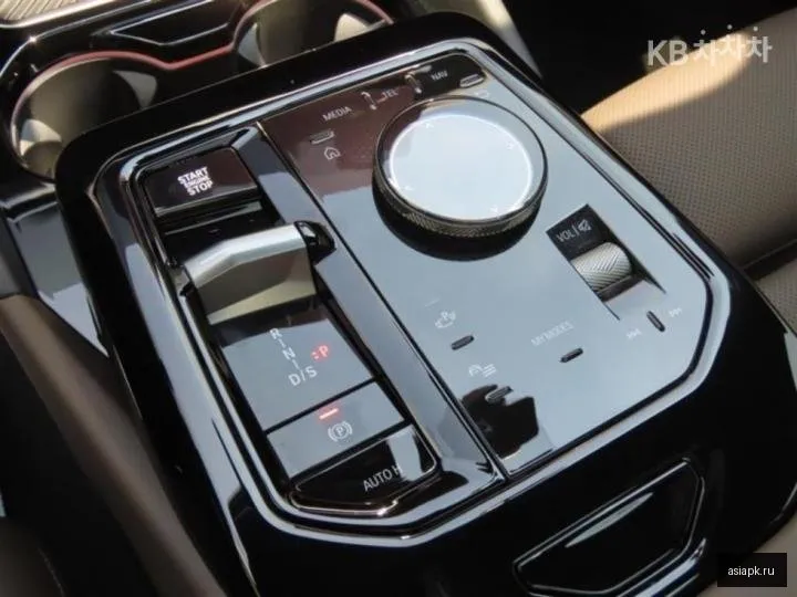BMW 5-Series 6