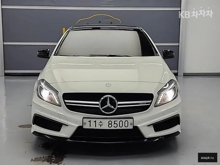 Mercedes-Benz A-Class 2