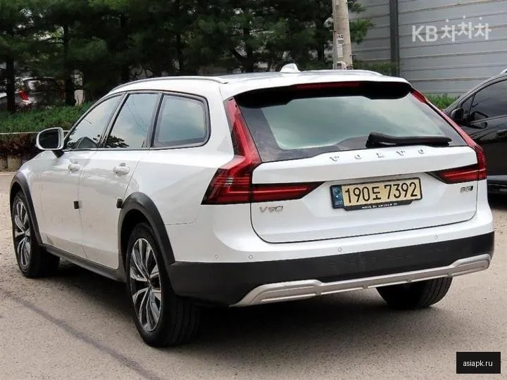 Volvo V90 3