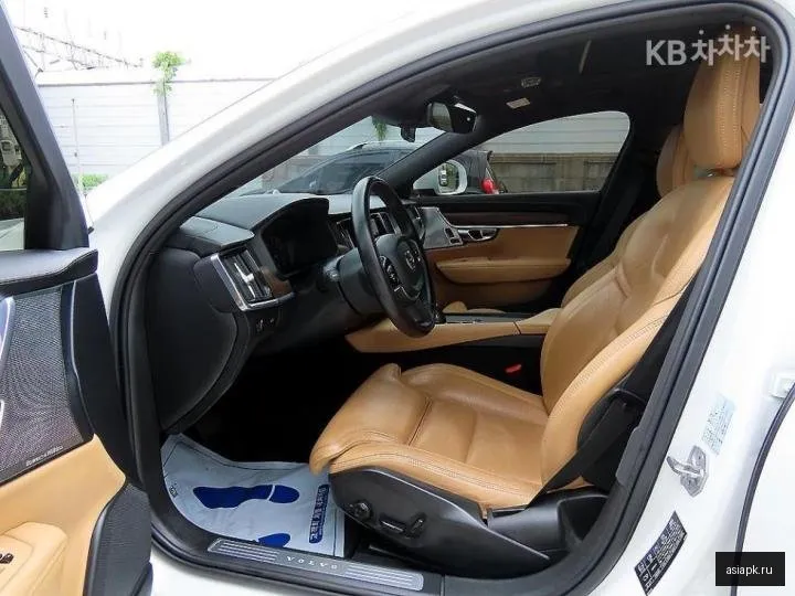 Volvo V90 5