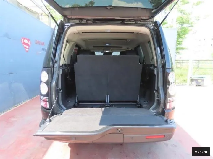 Land Rover Discovery 5