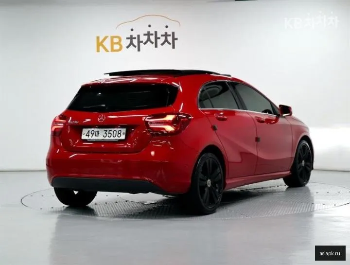 Mercedes-Benz A-Class 3