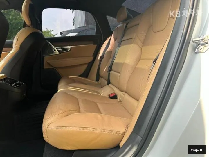 Volvo S90 6