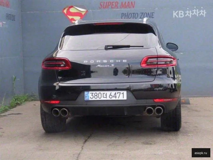 Porsche Macan 3
