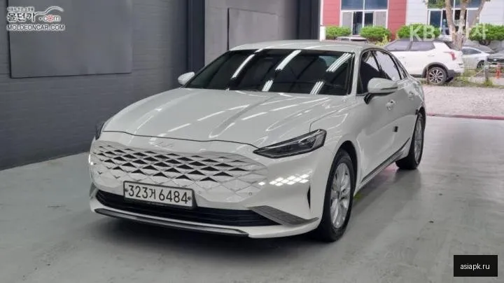 Kia K8