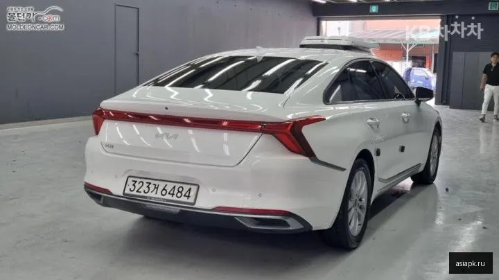 Kia K8 2
