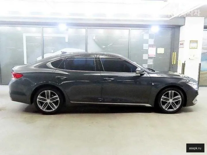 Hyundai Grandeur 3