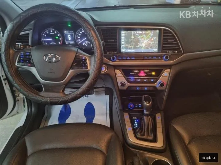 Hyundai Avante 6