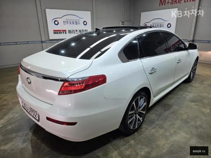 Renault Latitude 3