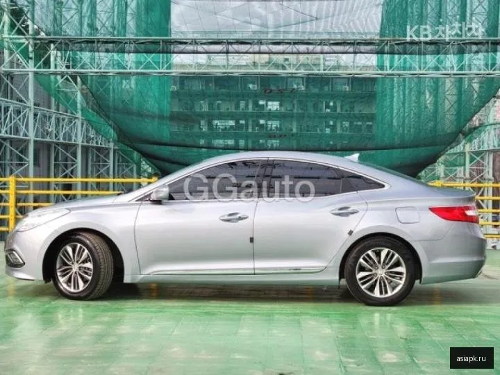 Hyundai Grandeur 4